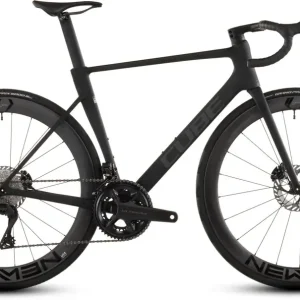 Actieprijs CUBE LITENING AIR C 68X RACE BLACKLINE 50 CM Interesse?